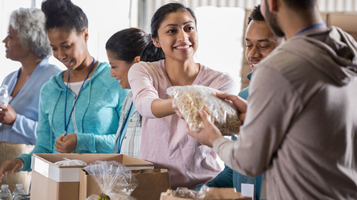 Thriving & Resiliant Community - food bank help